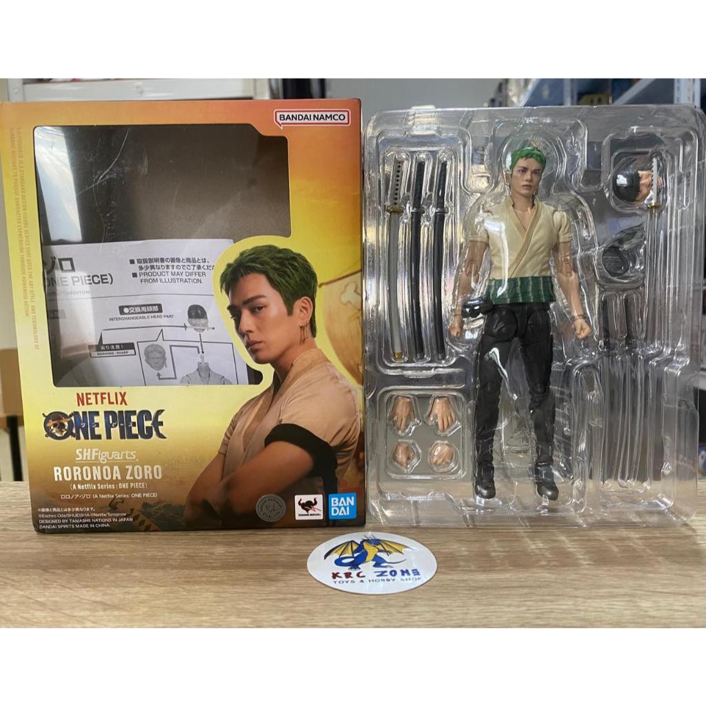BANDAI S.H.FIGUARTS ONE PIECE NETFLIX SHF RORONOA ZORO SHF FIGURE