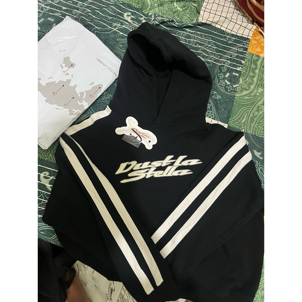 dust la stella hoodie
