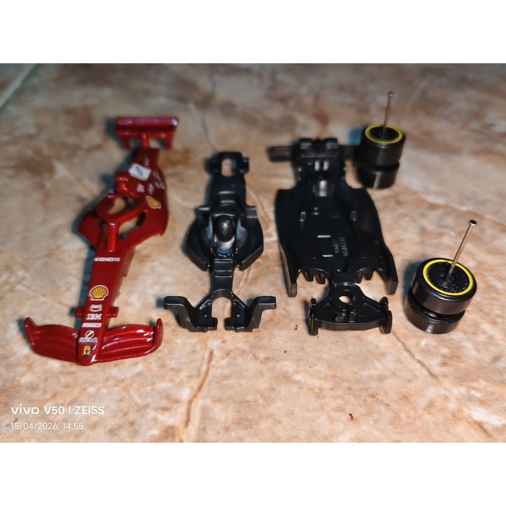 hotwheels factory unrivet unspund pabrik ( formula f1 Ferrari)