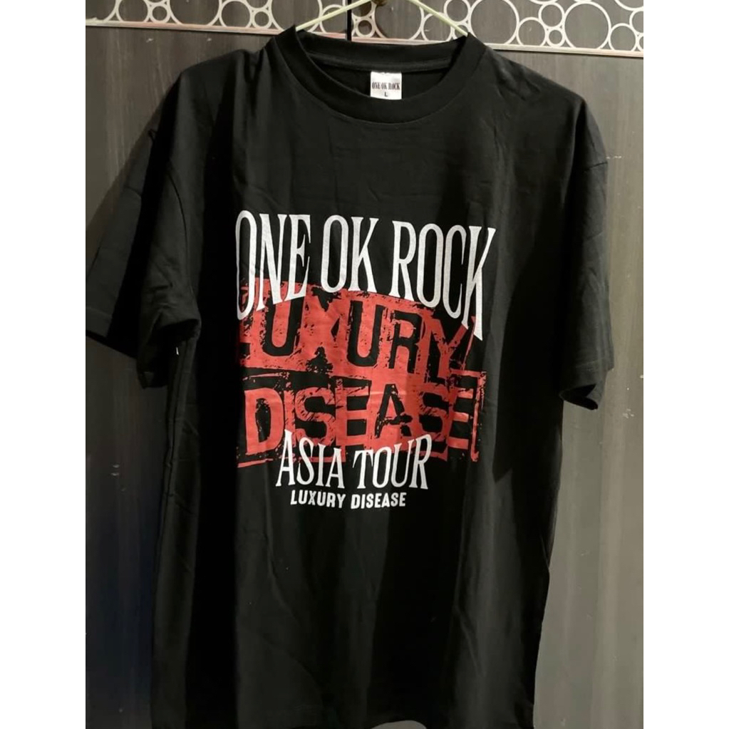 one ok rock official merch size L