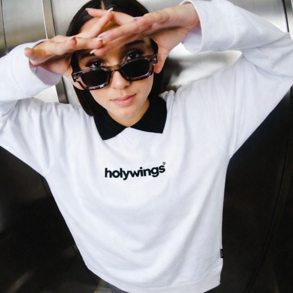 Holywings Apparel Sweater Pixie