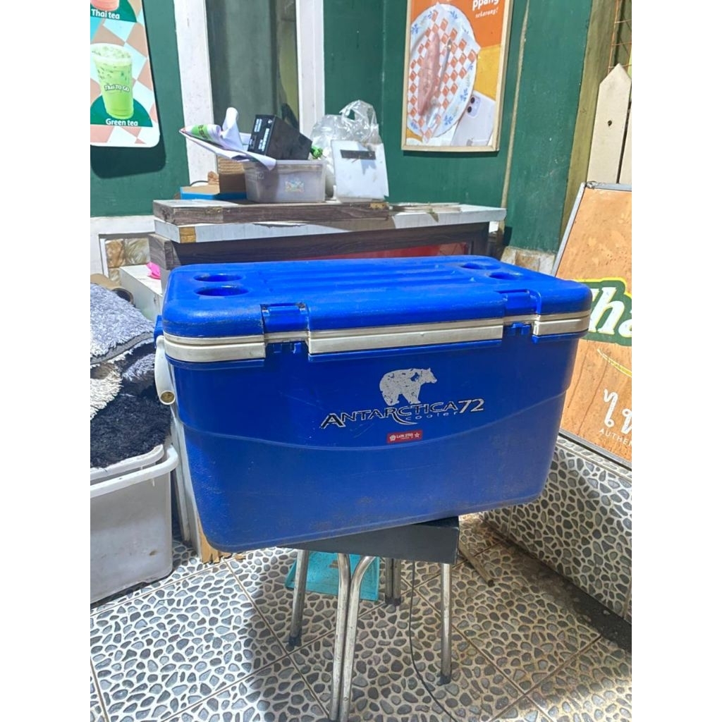Cooler box 72s ( paling besar ) Second