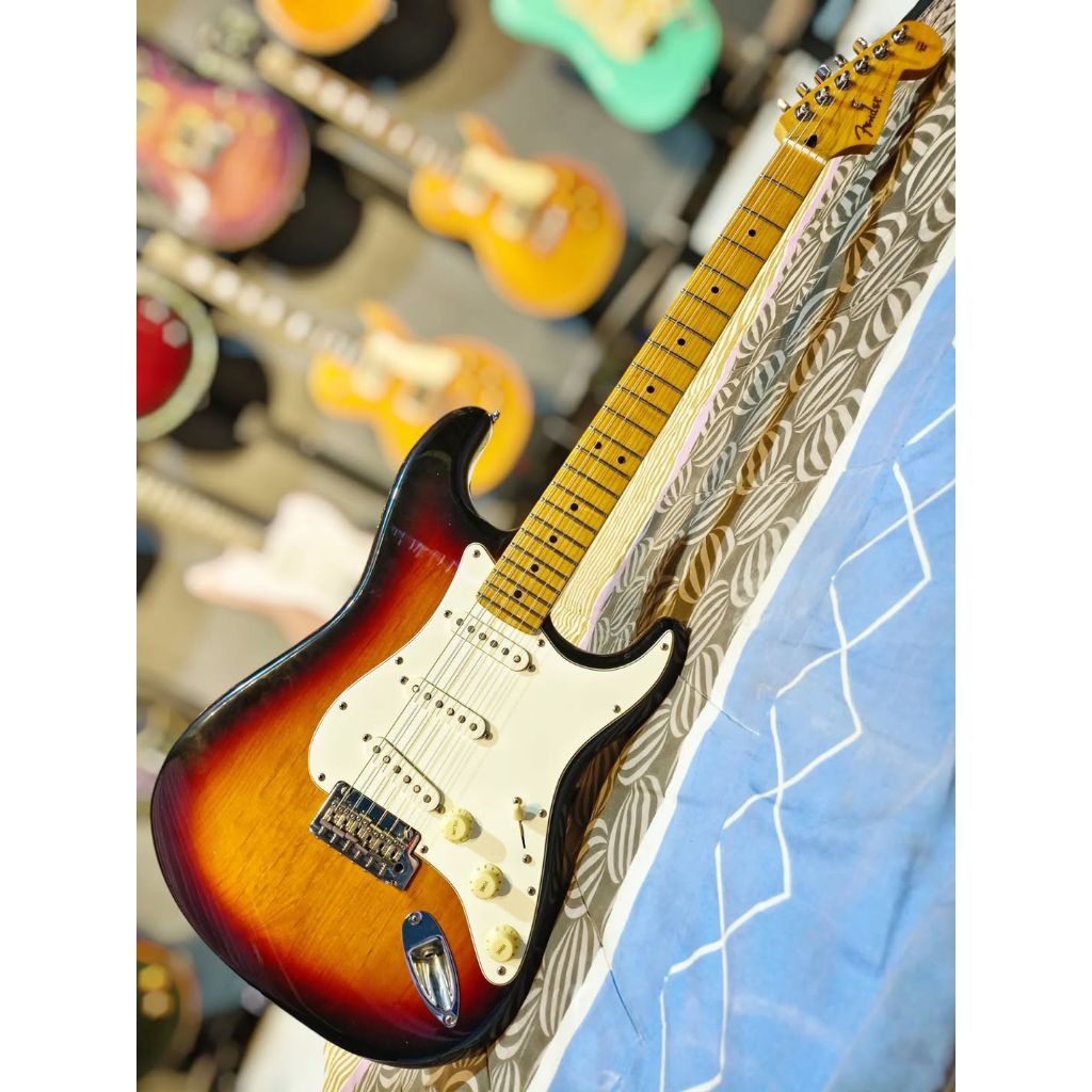 Fender Player Series Stratocaster 3 Tone Sunburst Mexico