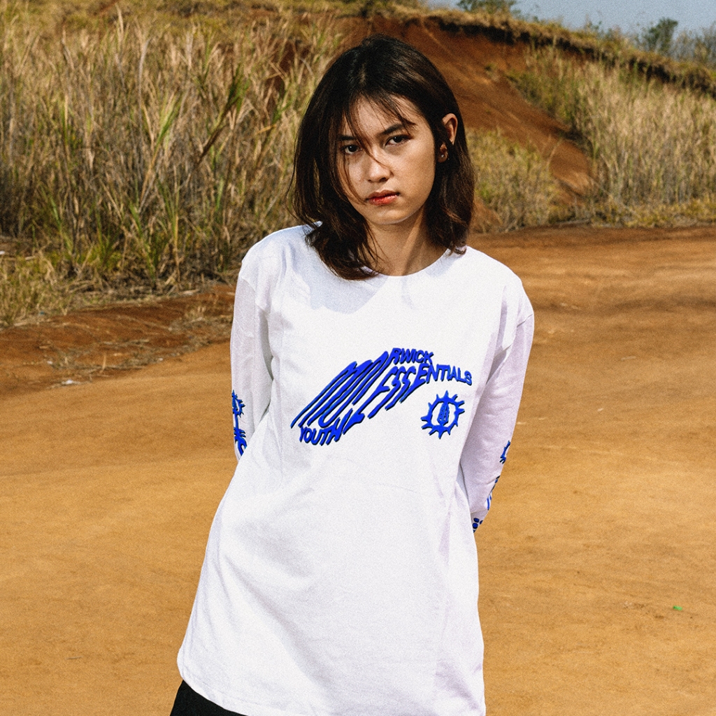 MORWICK - Tshirt Kaos Long Sleeve Lengan Panjang Pria - Epitome - Putih - Cotton Combed 24s Adem Nya