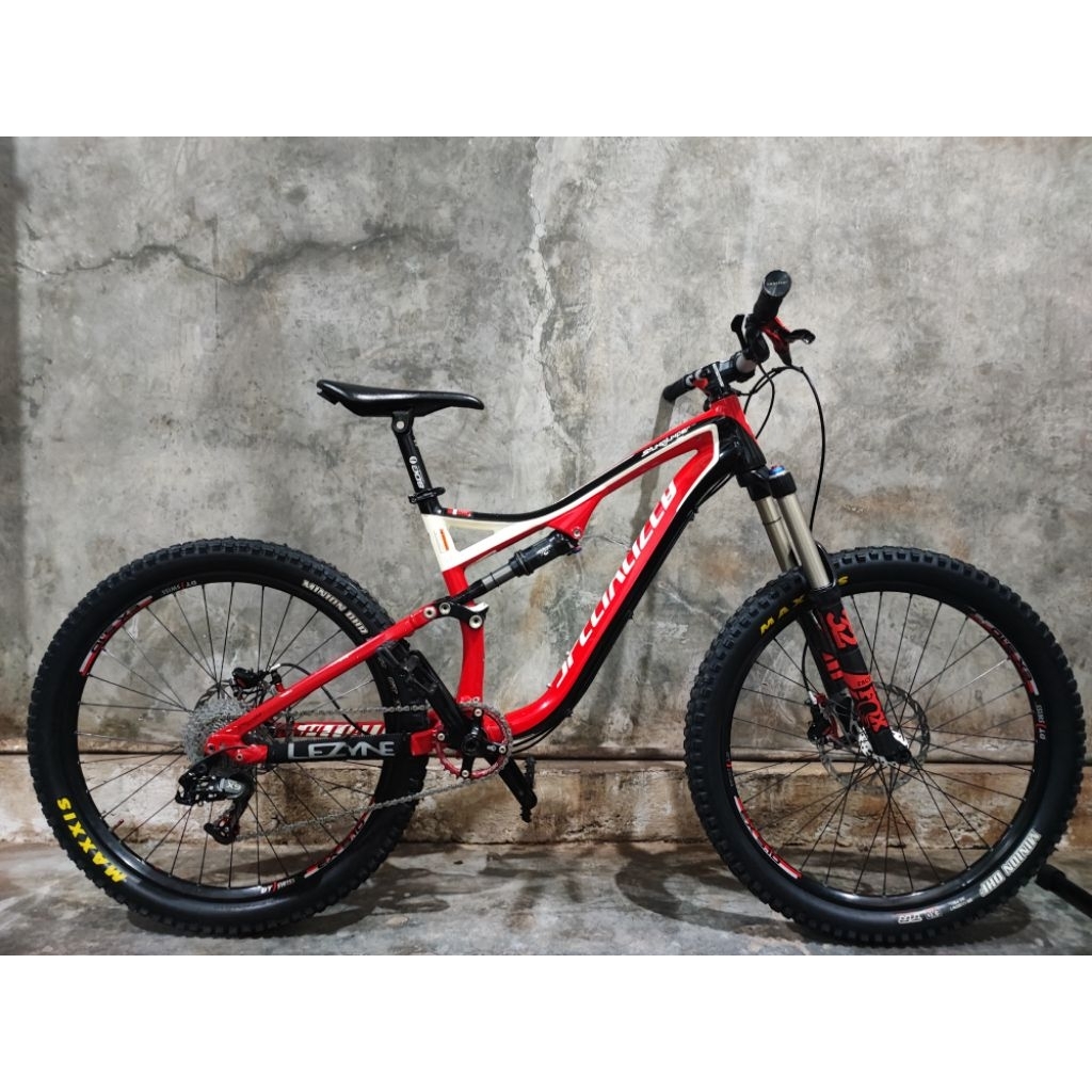 Fullbike sepeda MTB SPECIALIZED Stumpjumper 26' size M
