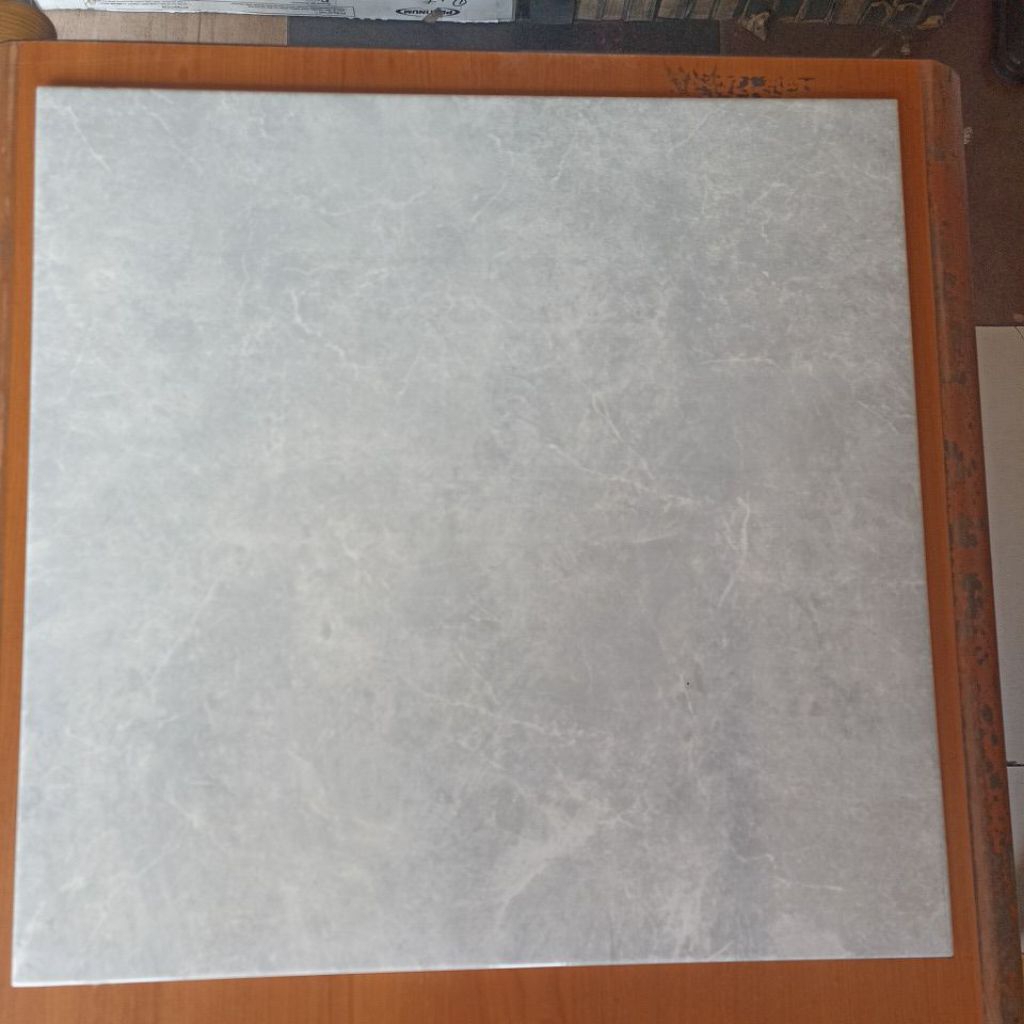 Keramik 50x50 asia tile ch