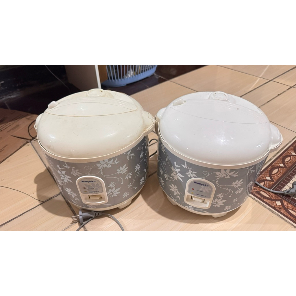 Rice Cooker Miyako 528