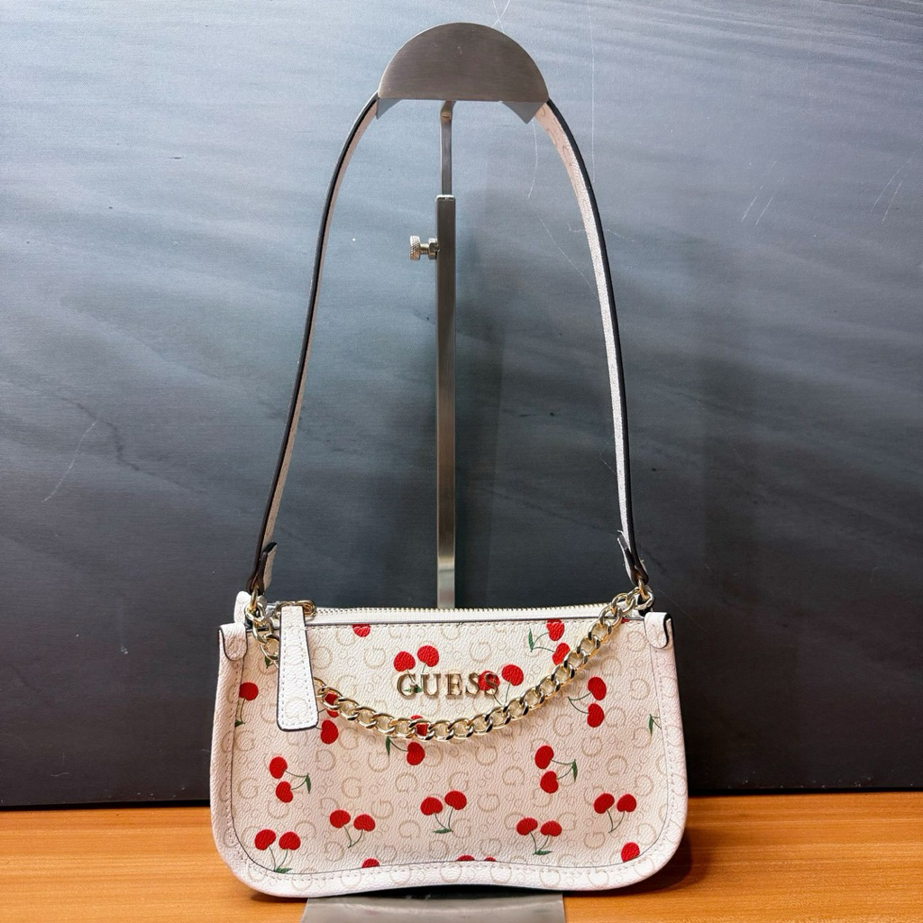 Guess Shoulder bag chain small cherry no pricetag