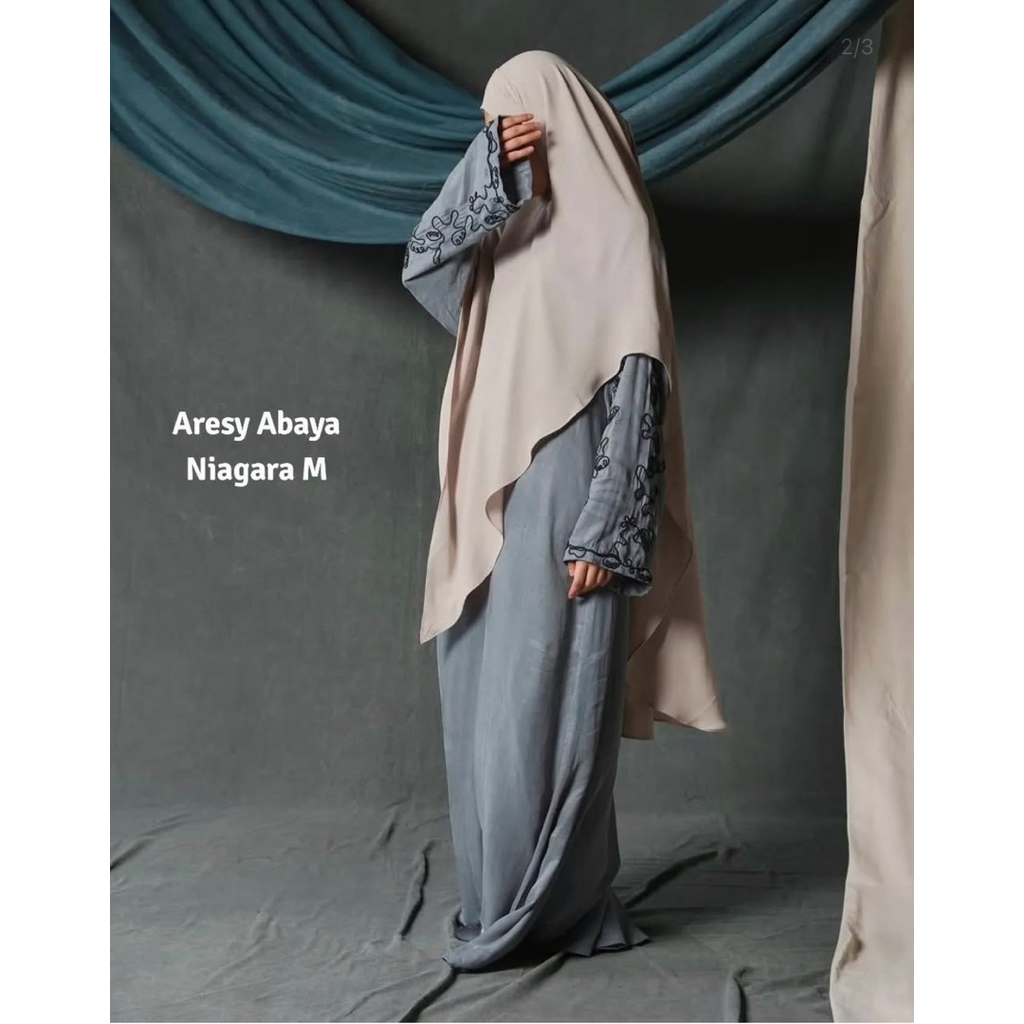 NWT Aafiya Abaya Aresy Niagara M