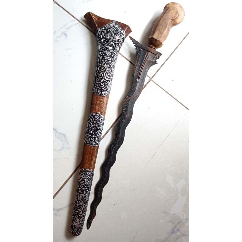 keris Bali pamor kulit panjang bilah 47cm