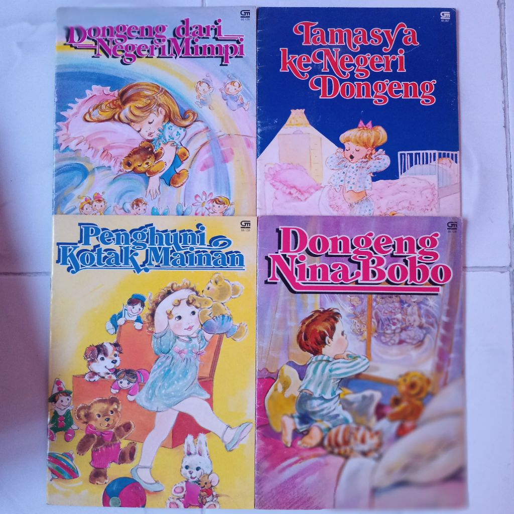 Buku cerita 4 buku cerita dongeng nina bobo dongeng negeri mimpi penghuni kotak mainan tamasya neger