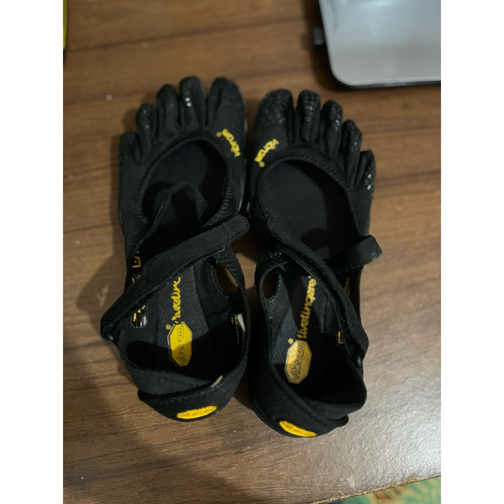 Vibram Five Finger Black 36/37