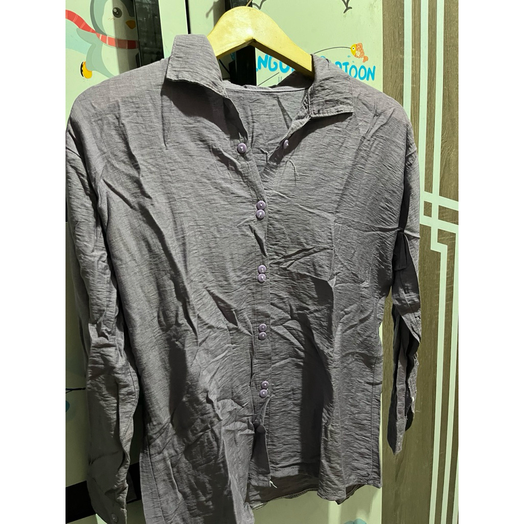 kemeja ungu lilac