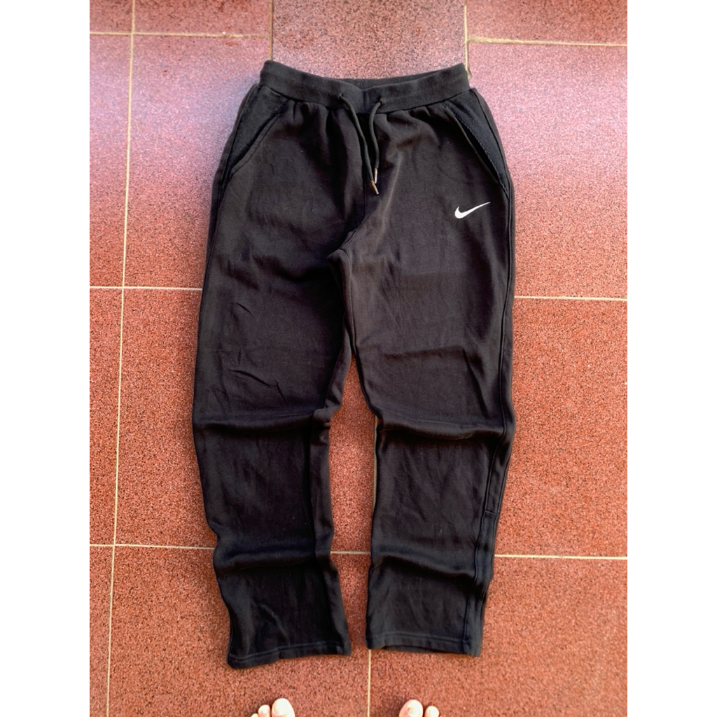 [preloved] celana nike jogger tidur running trainning panjang pria/wanita unisex brand second - beka