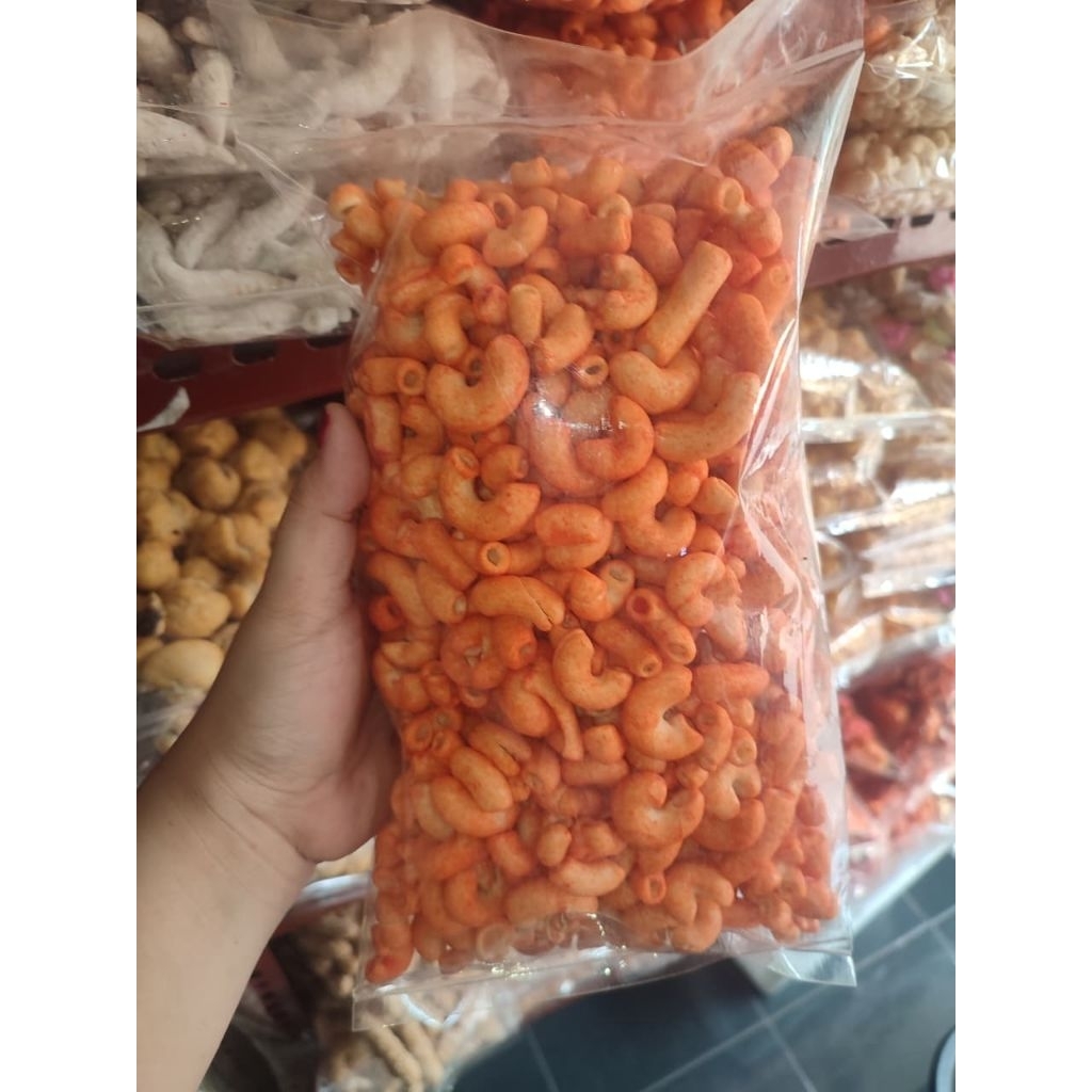 Jajan kiloan macaroni pedas 150gr