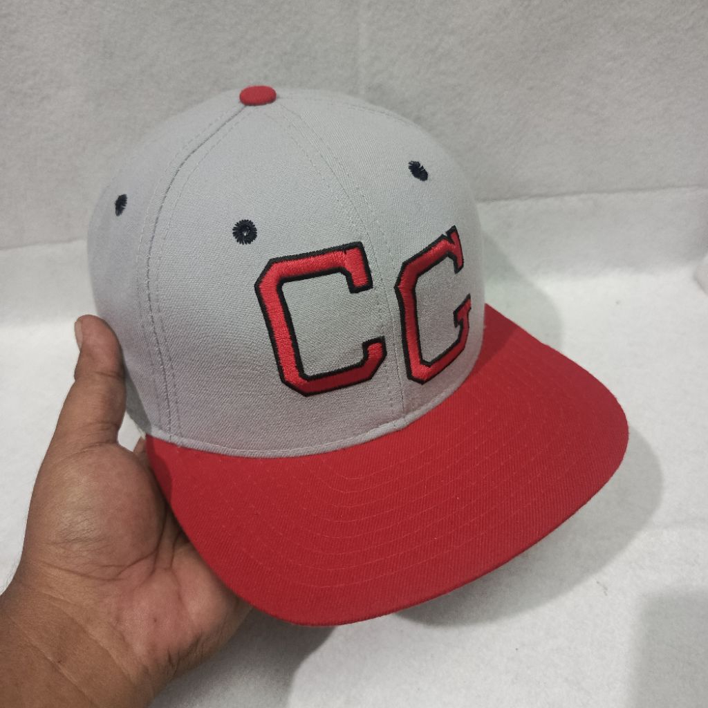 Topi Snapback Vintage NEW ERA Pro Model Made in USA - CC Trojans - Grey Red