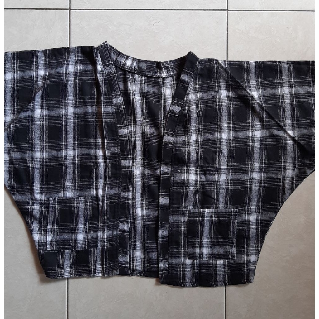 KEMEJA FLANNEL CEWE CROP