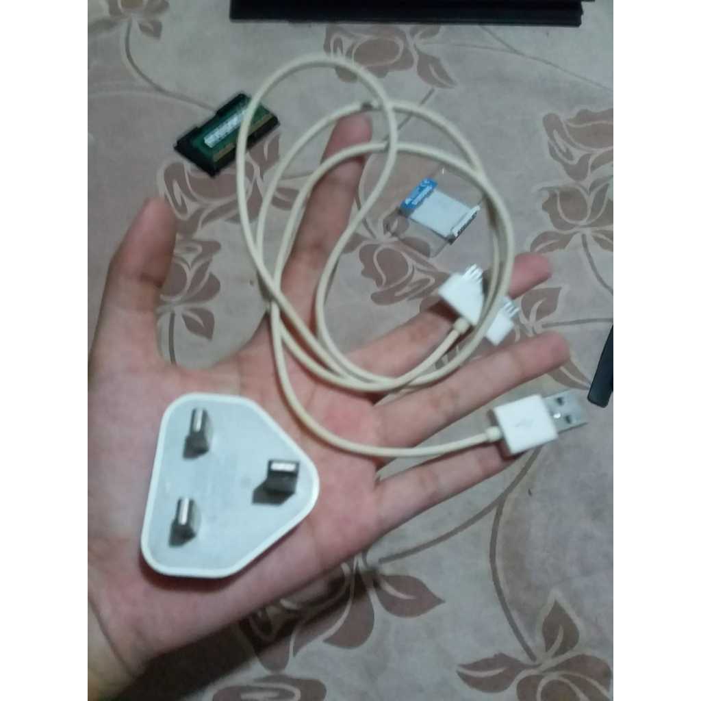 Charger Dock iPhone Kabel Data 30 pin - iPhone 3g, 4, 4s, iPad, etc SECOND