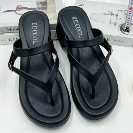 SepatuVibe Sandal Slop Wanita Import Bahan Karet Empuk