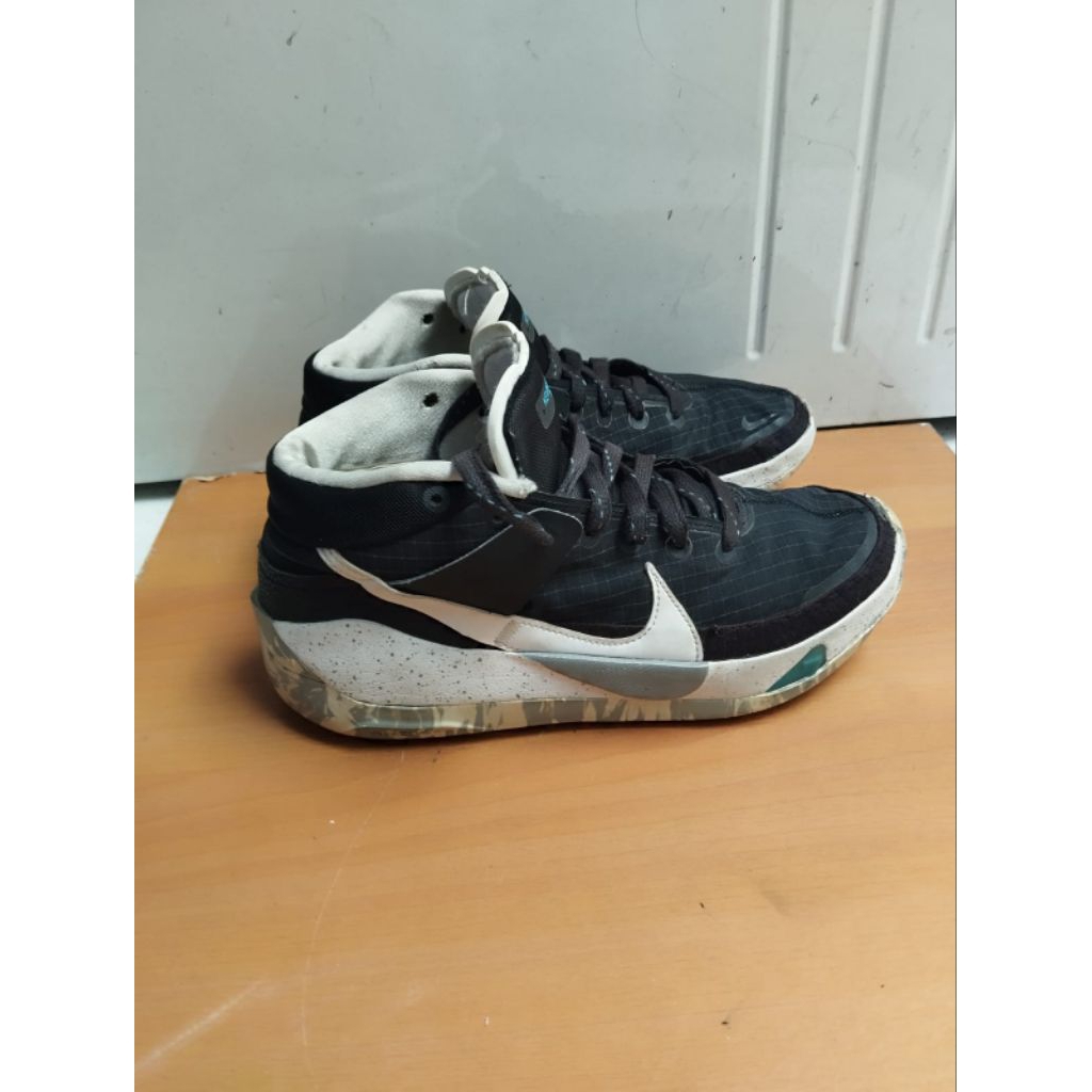 SEPATU BASKET SNEAKERS CASUAL NIKE KD 13 HITAM SIZE 41 BEKAS PRELOVED