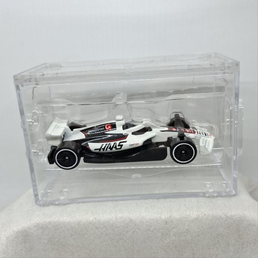Haas F1 Formula One Team Hot Wheels