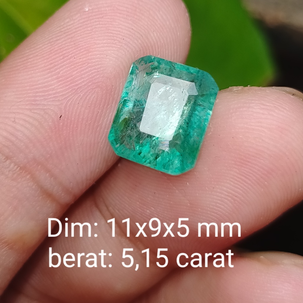 BATU ZAMRUD ASLI NATURAL cek batu lainnya yaman api wulung opal bacan permata kalimaya kinyang pria 