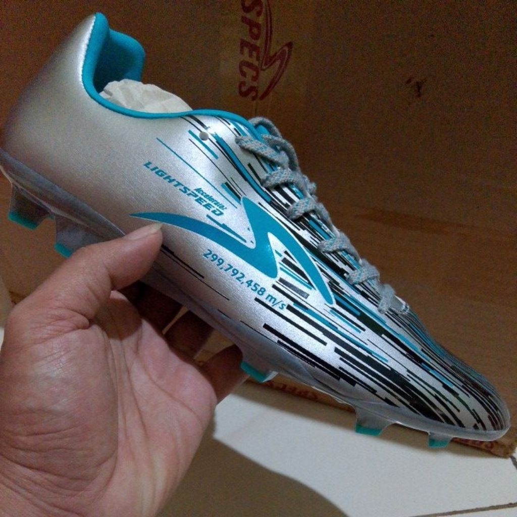 sepatu bola specs LS Lightspeed reborn silver black aqua