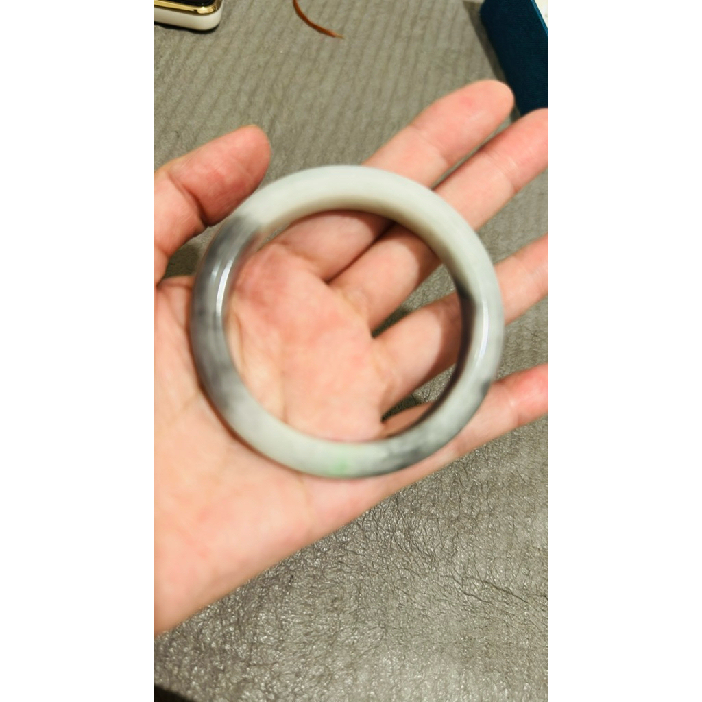 Bangle Giok