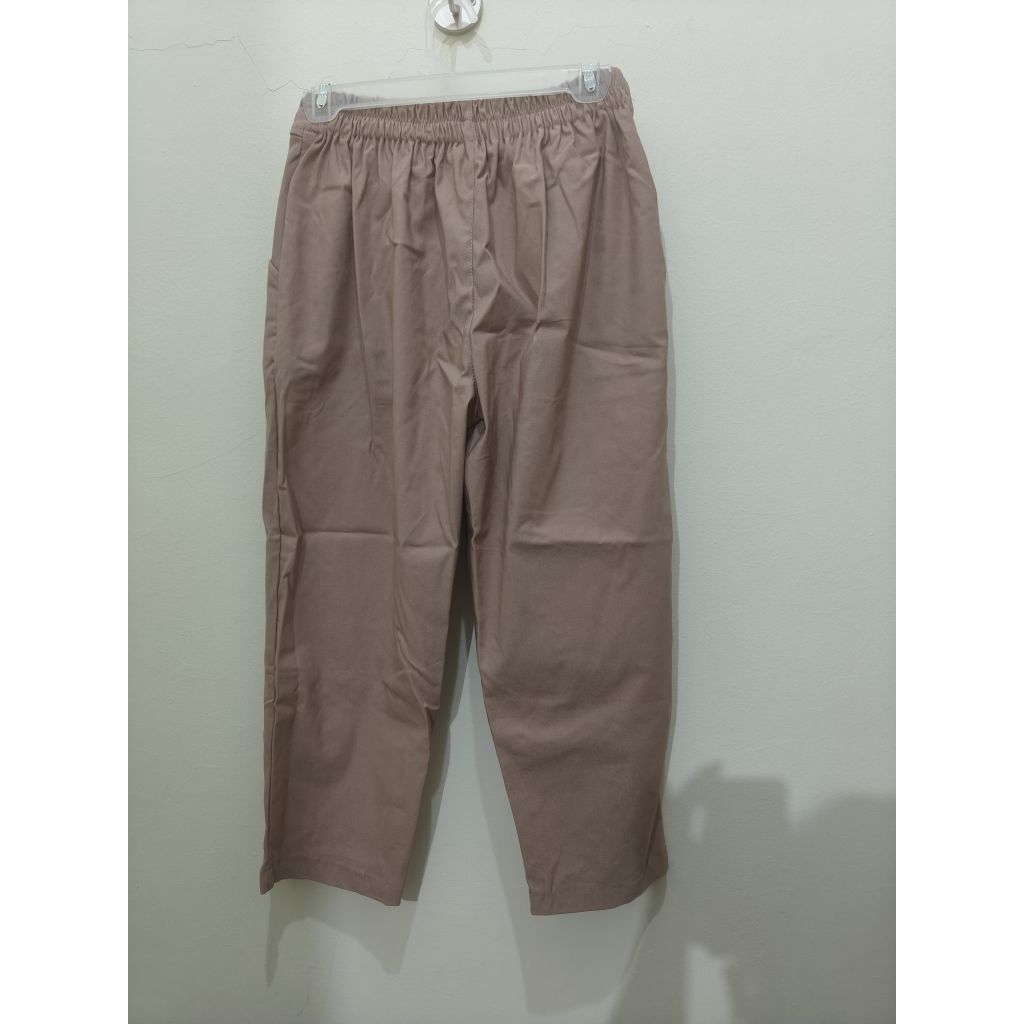 celana 7/9 dusty pink