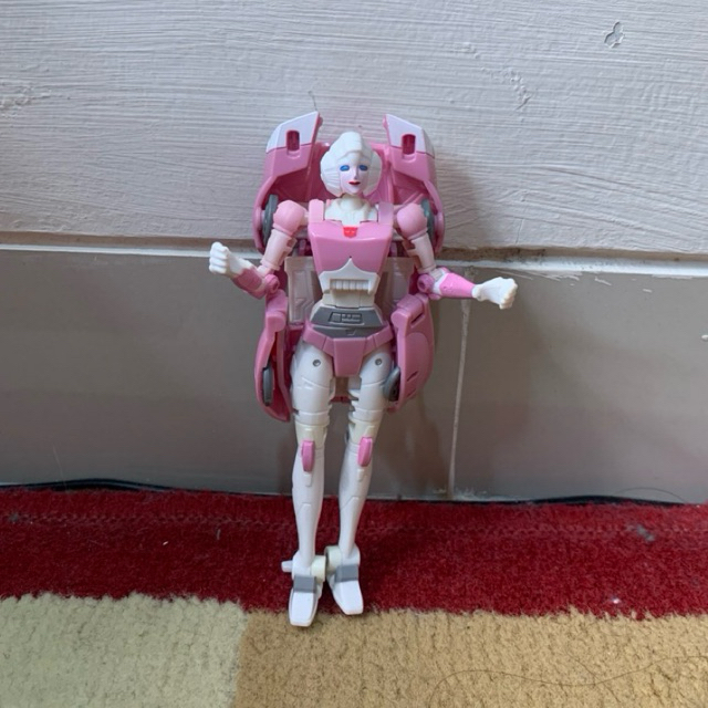 Transformers Cybertro Arcee