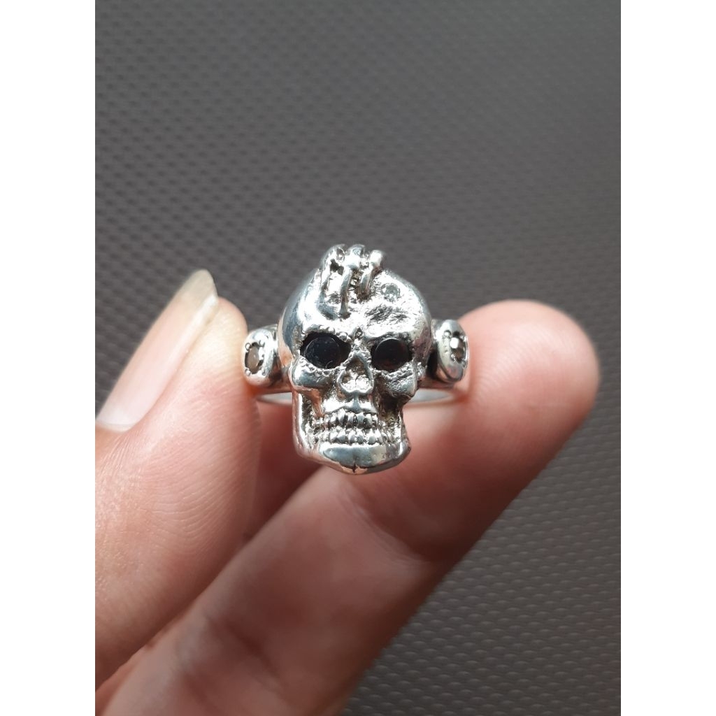Cincin Perak Tengkorak Mata Kalimaya Black Opal & Berlian