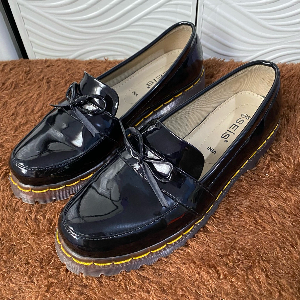 (Preloved) SEIS Vini Docmart loafers sepatu wanita