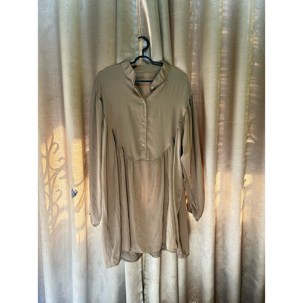 preloved blous satin (indah bordir)