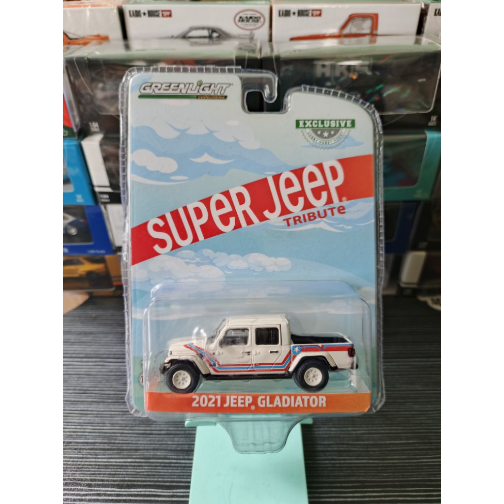 GREENLIGHT COLLECTIBLES SUPER JEEP TRIBUTE 2021 JEEP GLADIATOR 1:64 SCALE