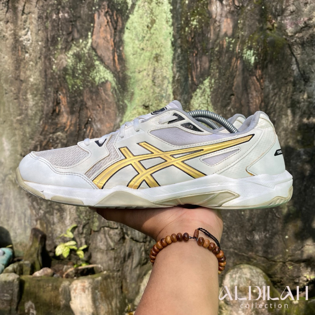 ASICS Gel Rocket 10 'White Pure Gold' Badminton / Volley / Padel Size 44 (28cm) / fit 43