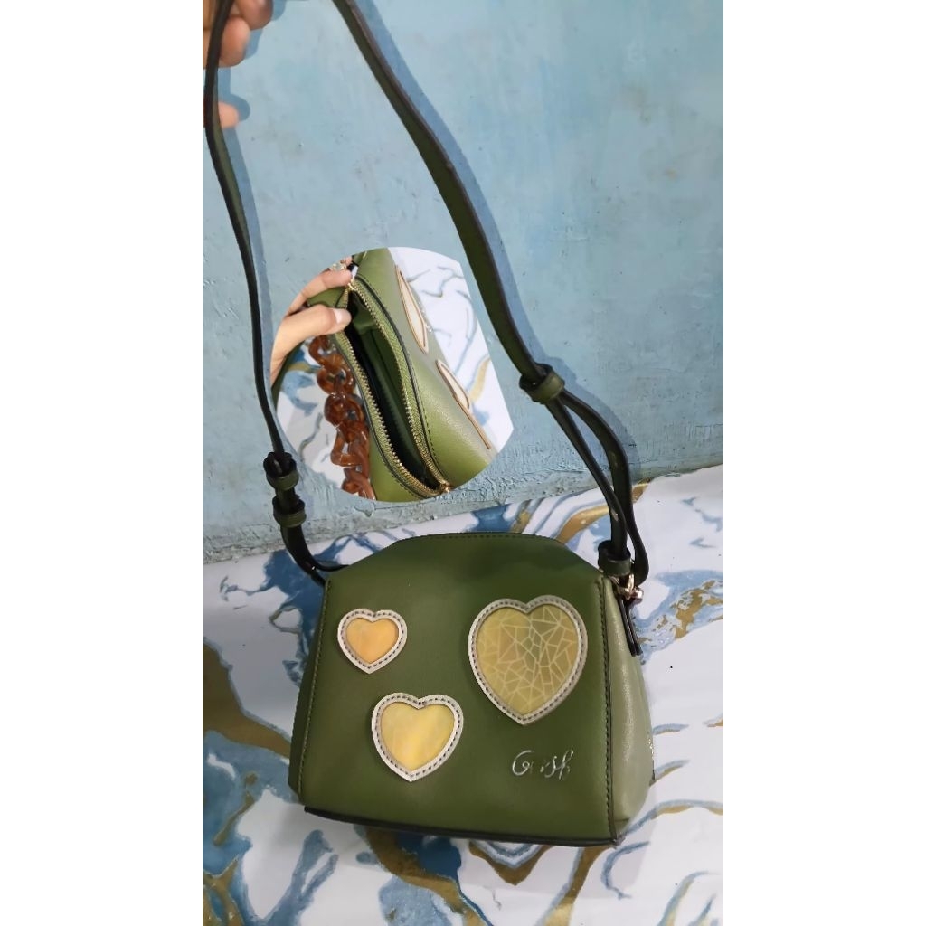 PRELOVED TAS GOSH