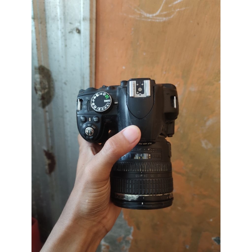Nikon d3100 lensa 18-70