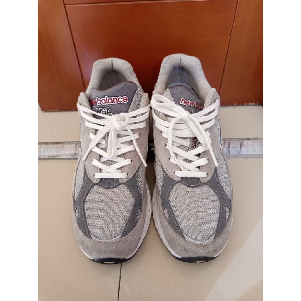 New Balance 990V3 Grey Size 42