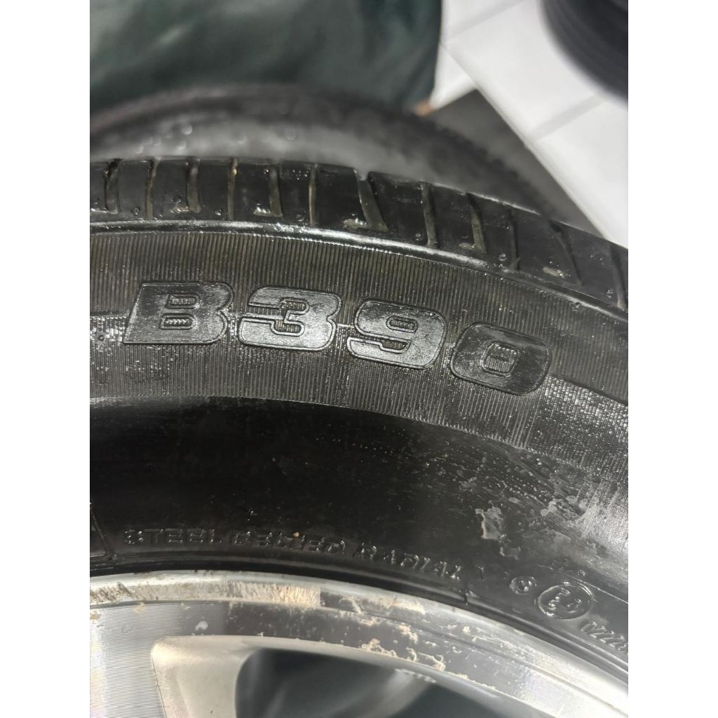 Ban copotan BRIDGESTONE B390 205 65 R15