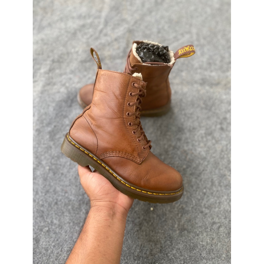 Sepatu Dr. Martens 1460 Serena Original size 38 fit 39