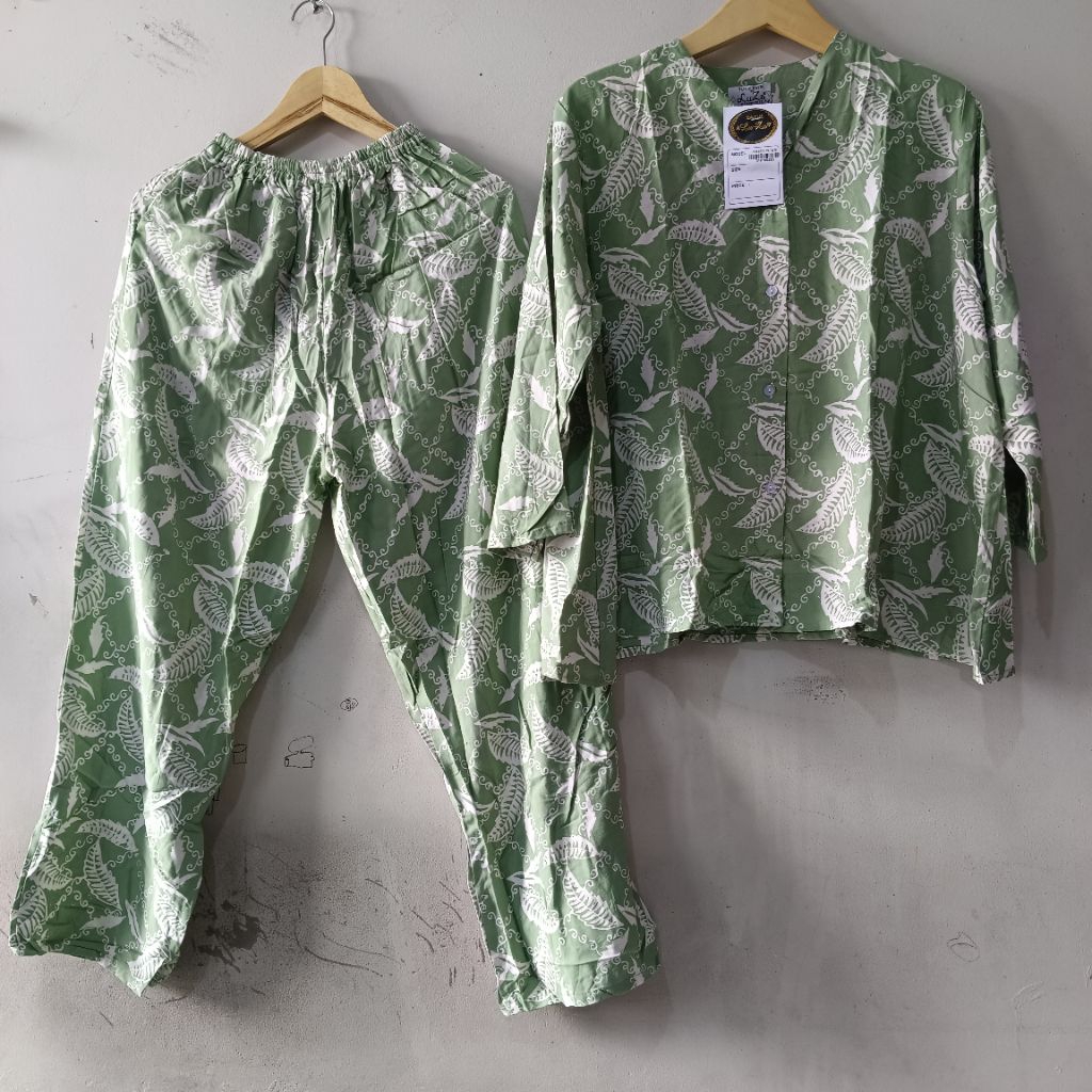 LUZA ~ SETELAN LUZA VIE /  SETELAN LUZA VIE TANGAN 7/8 by LUZA BATIK PEKALONGAN  /  ONESET PAJAMAS L