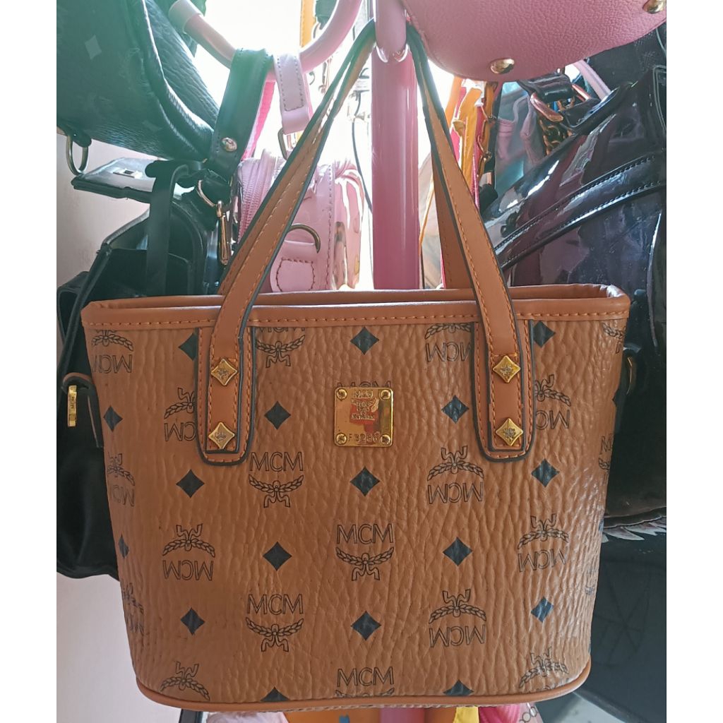 MCM tote kulit original
