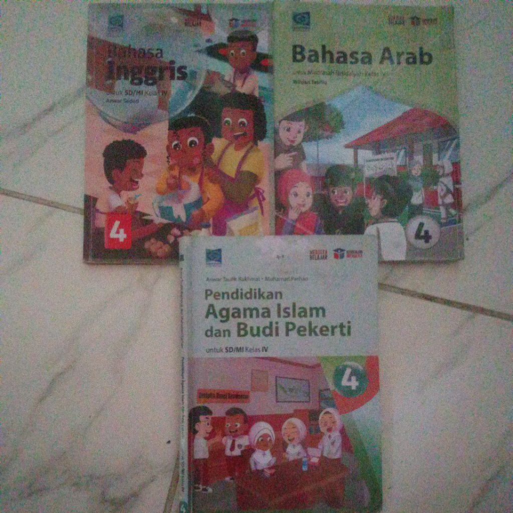 Bahasa Inggris, Bahasa Arab, Agama Islam, SD/MI Kelas 4 Kurikulum Merdeka (Bekas)