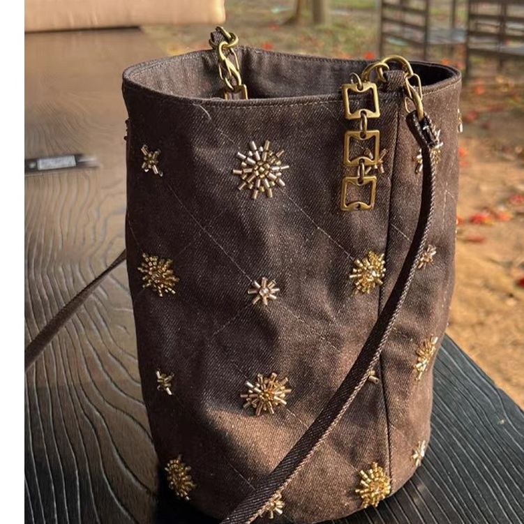 Tas Ember Bordir Manik  Denim Bahu Selempang  Wanita