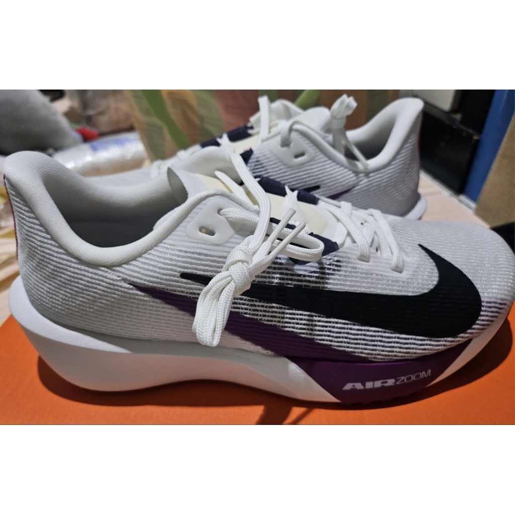 Nike Air Zoom Rival Fly 4