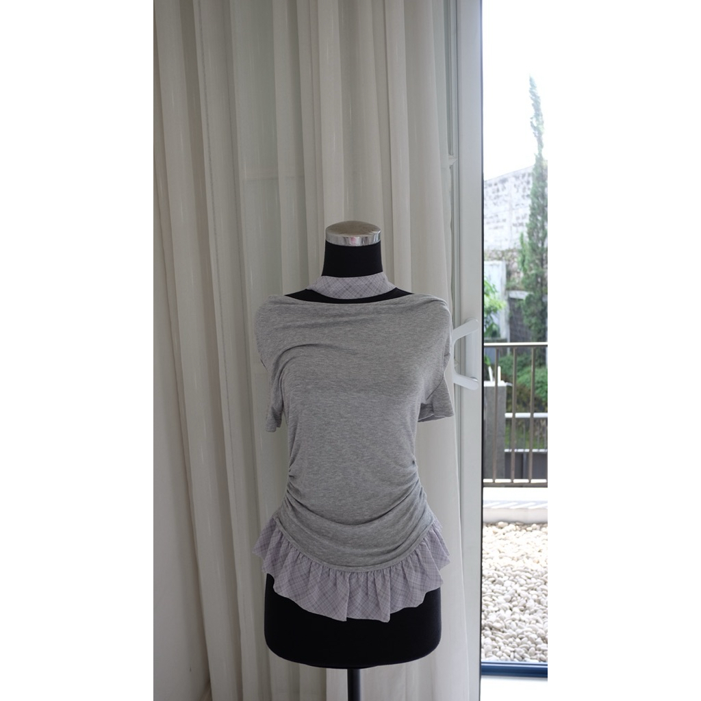 PRELOVED | Baju Wanita Off Korean Style Shoulder Grey Purple Like New