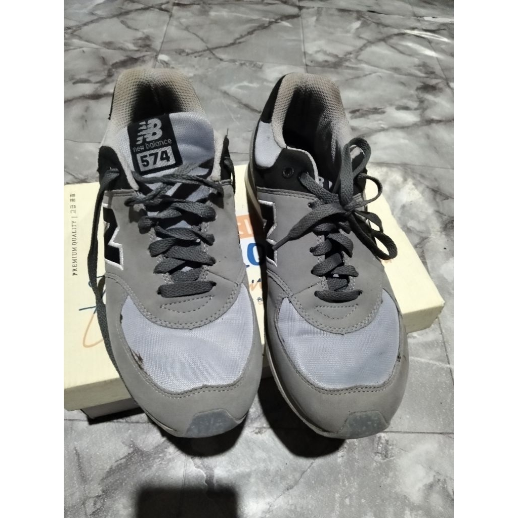 preloved new balance size 43