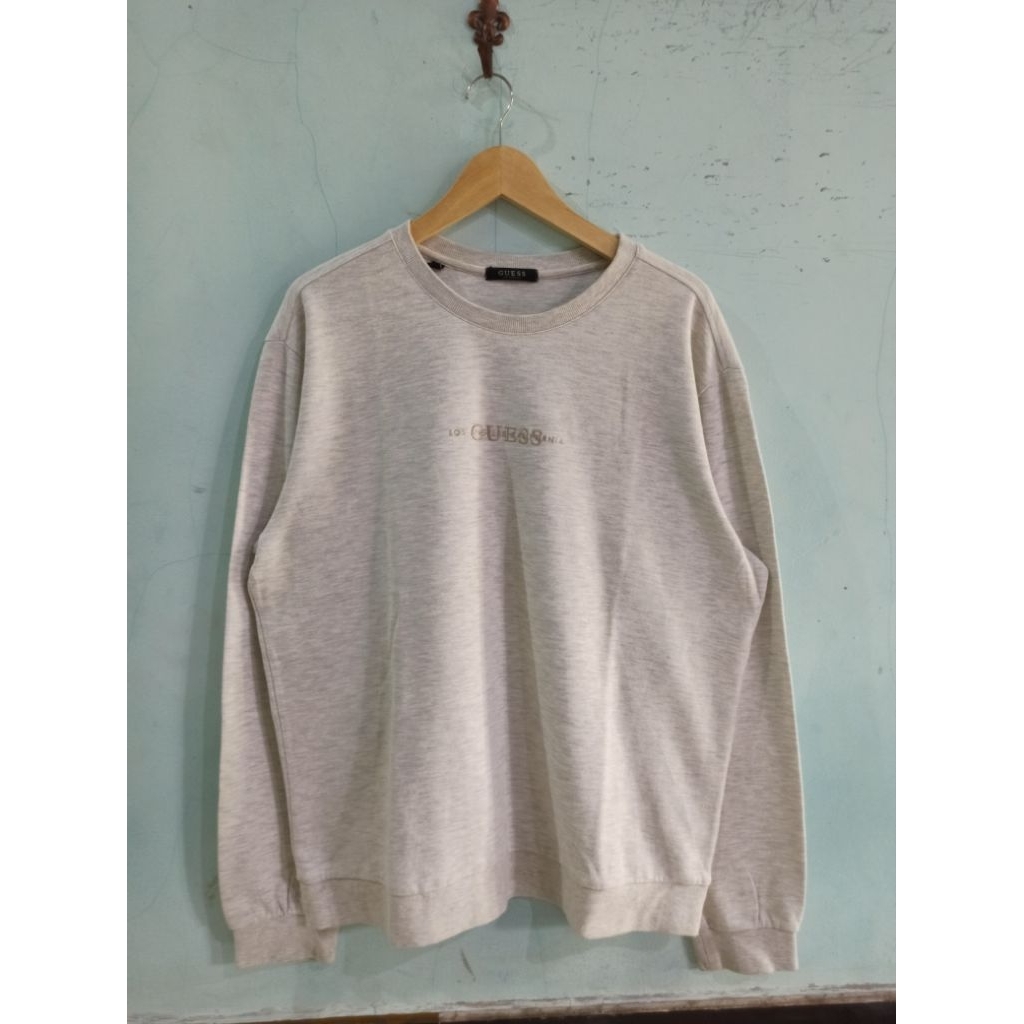 crewneck gues