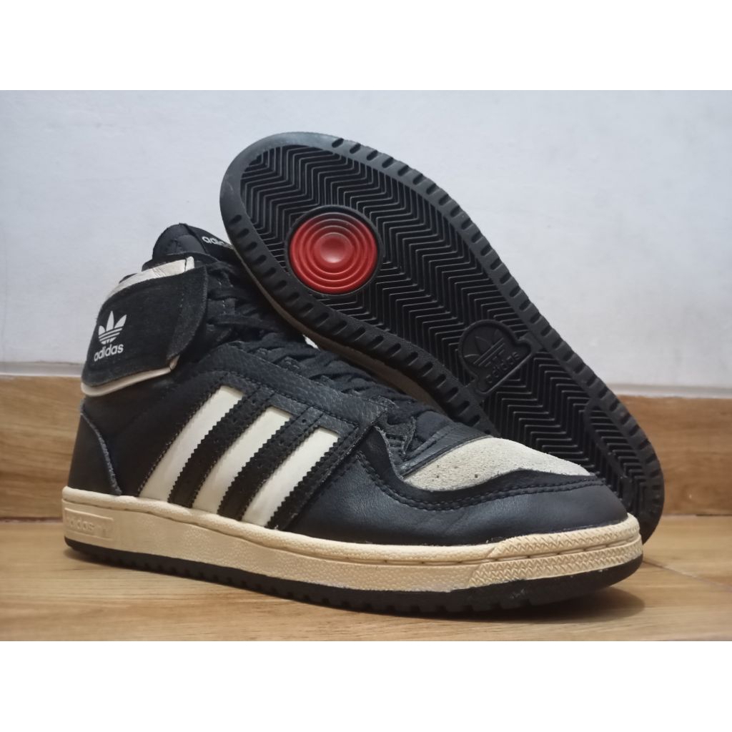 sepatu sneakers Adidas Top Ten DE