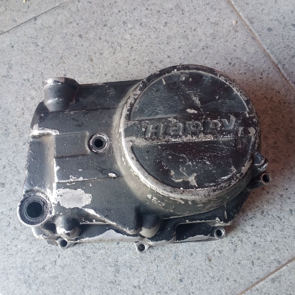 bak mangkok tutup mesin krengkes kanan kopling oli motor happy hapy Heppy Mocin copotan